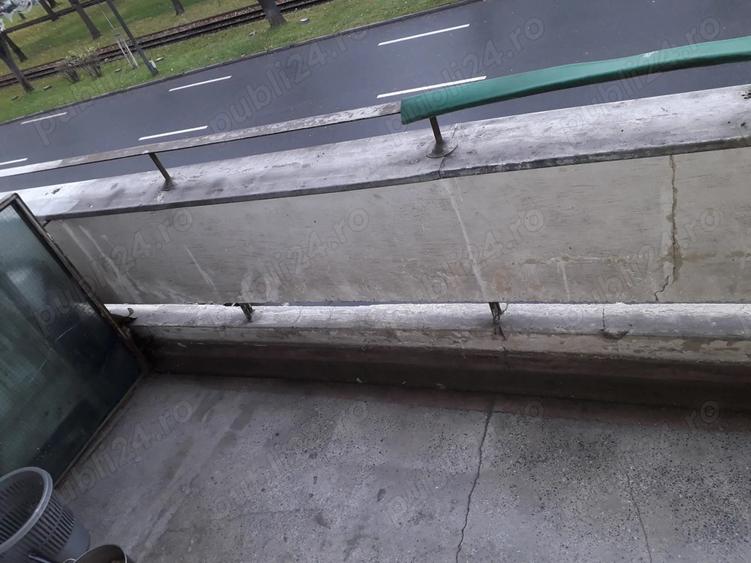 Ap decent 1 cam ultracentral la Podgoria pe Bulevard total mobilat si utilat etaj 1 - 2