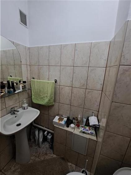 3 camere decomandat, centrala termica, etaj intermediar aproape de Complexul Stu - 10