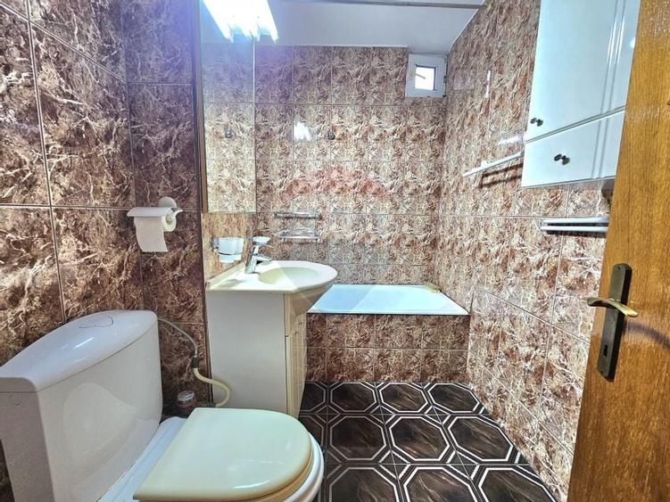 Apartament cu 4 camere de vanzare în zona Eliberarii - 8