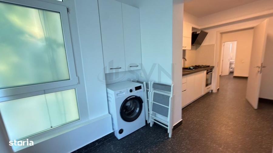 Apartament cu 3 camere semidecomandat în Primăverii