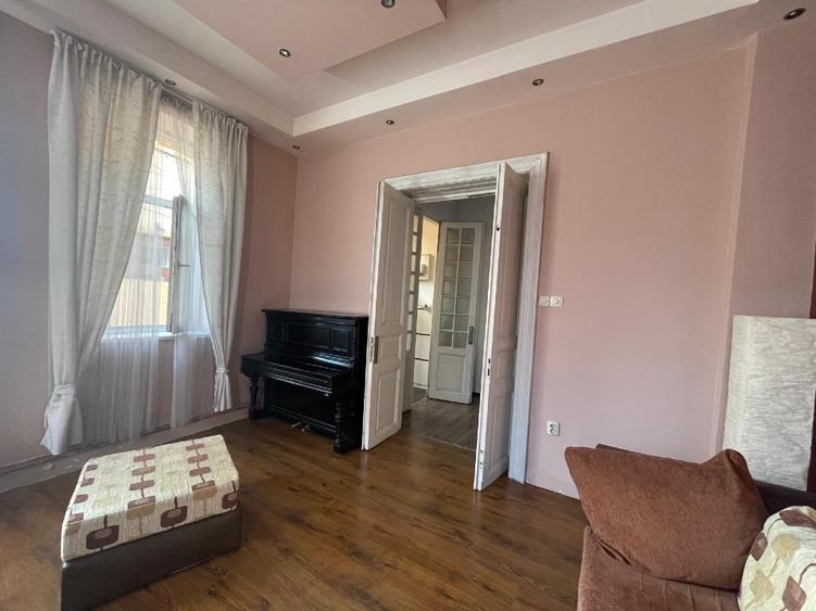 Ap 3 camere în vilă interbelică –83 mp cu loc de parcare - 2