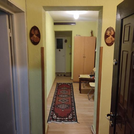 Apartament cu 3 camere pe Aleea Arcului (zona Bulevard - 5