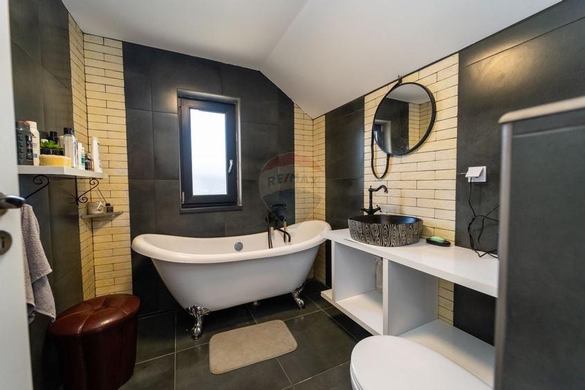 Comision 0%! | Proprietate cu terasa, semineu | 400 mp teren, Izvor! - 27