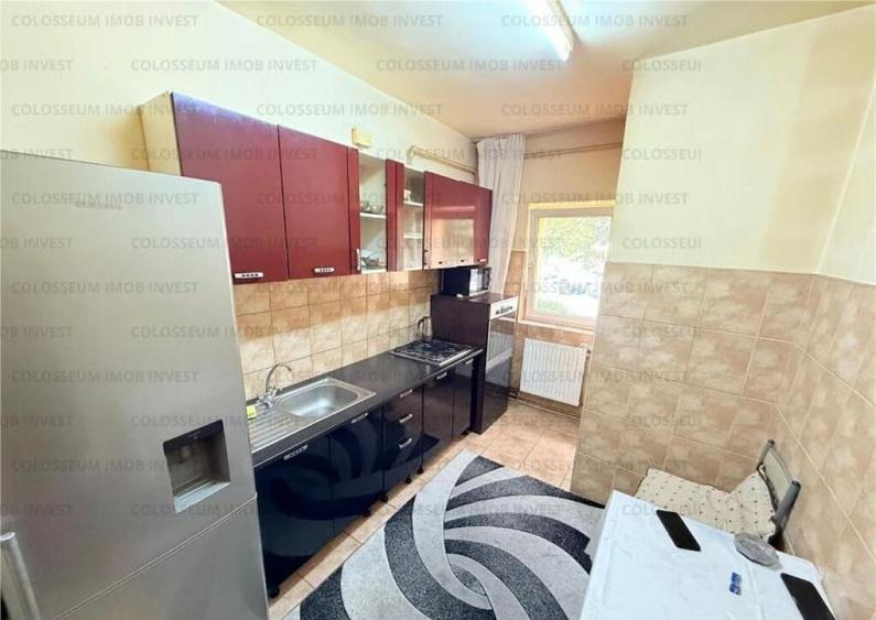 Apartament 2 camere, decomandat - zona Racadau - 11