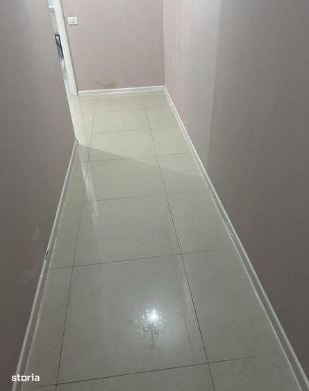 Ap.cu 2 camere ,centrala termica si o terasa generoasa - 1