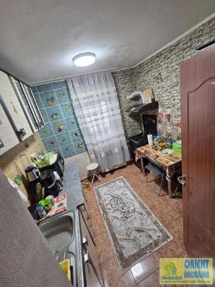 Apartament cu 2 camere decomandat în Dacia