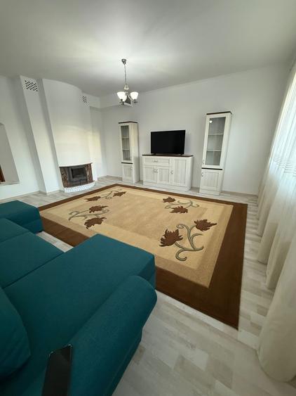 Vila Bascov recent renovata - 1