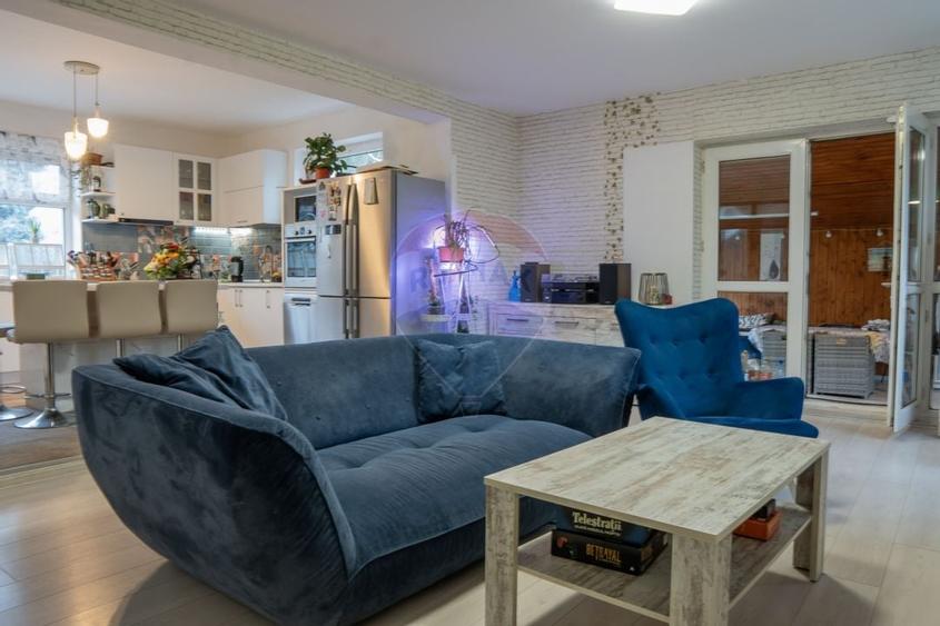 DE VANZARE Reședință Premium cu Piscină și Teren Generos – Sat Roșu - 6