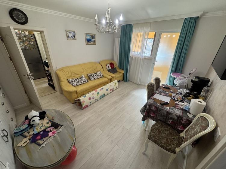 Apartament 2 camere renovat zona Tomis Mall - 2