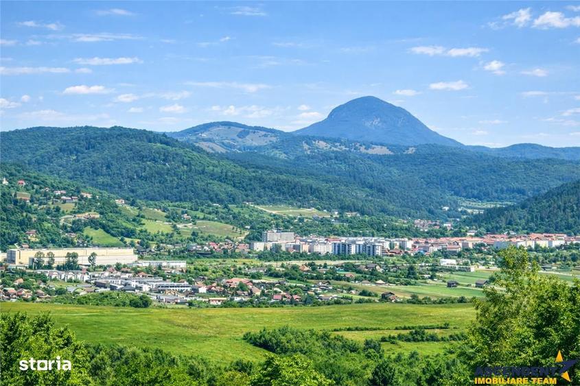 3.000mp de incantare montana cu cabana din lemn masiv, Zarnesti Tohani - 10