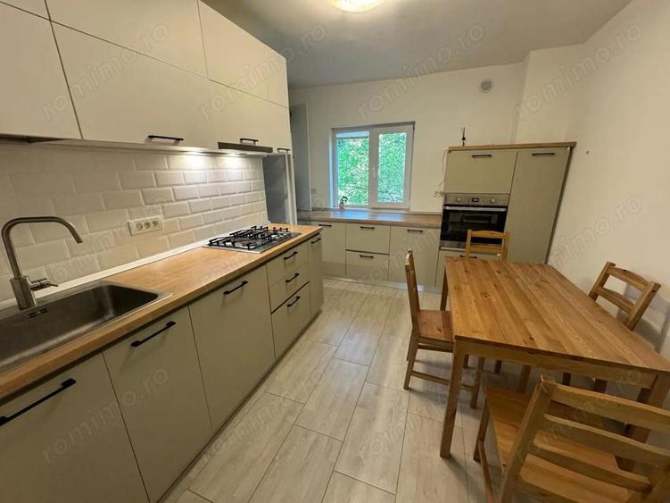 De inchiriat apartament cu 4 camere zona Vladeasa- 366 - 9