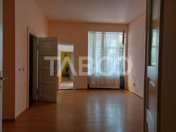 Apartament la casa 52 mp 2 camere terasa pivnita central Cisnadie - 5