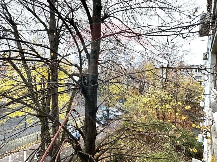 Apartament sector 4 - Piata Covasna - 8