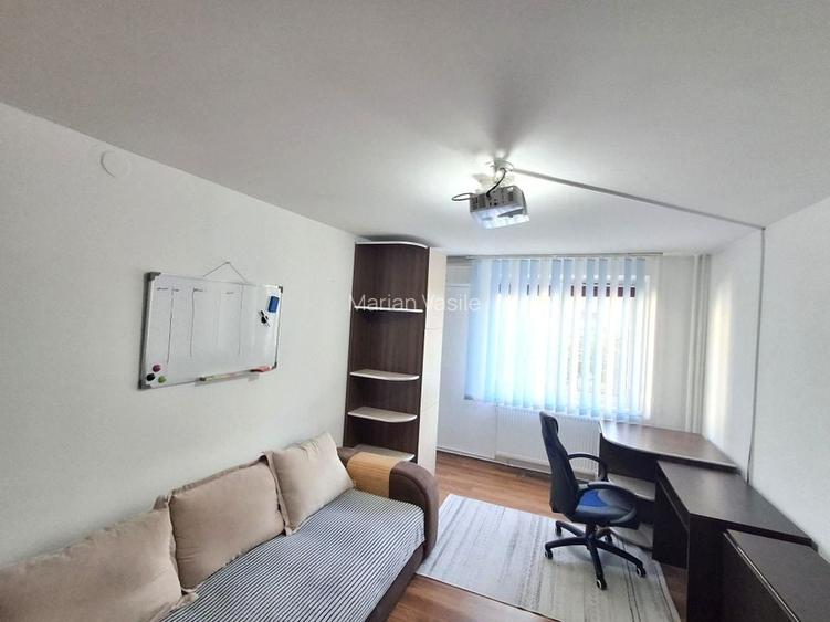 Apartament de 3 Camere zona Bd Basarabia Apartament de 3 Camere zona Bd Basarabia