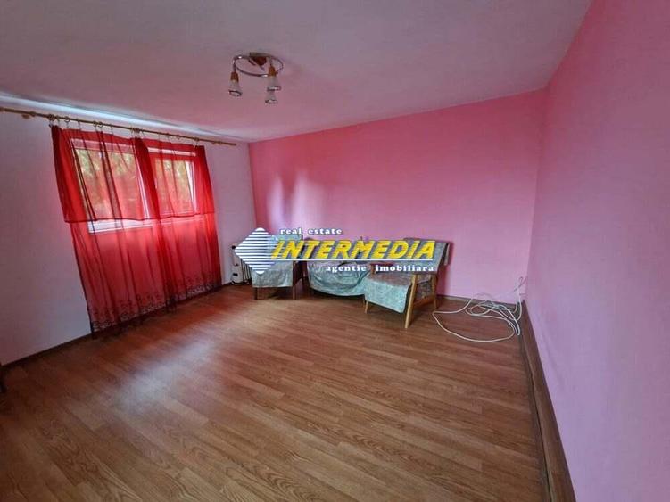 Vanzare Casa Magazie 99 mp. Teren 570 mp. Alba Zona Arex toate utilitatile - 2