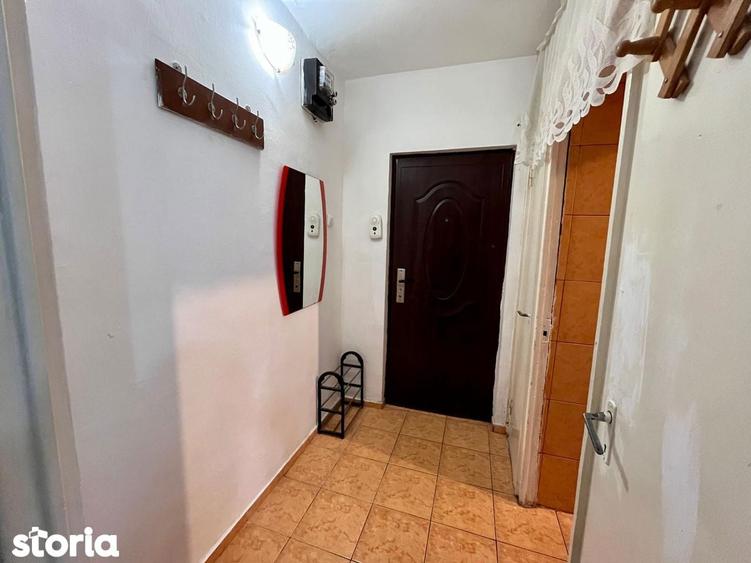 Apartament cu 2 camere semidecomandat, mobilat în Alexandru cel Bun