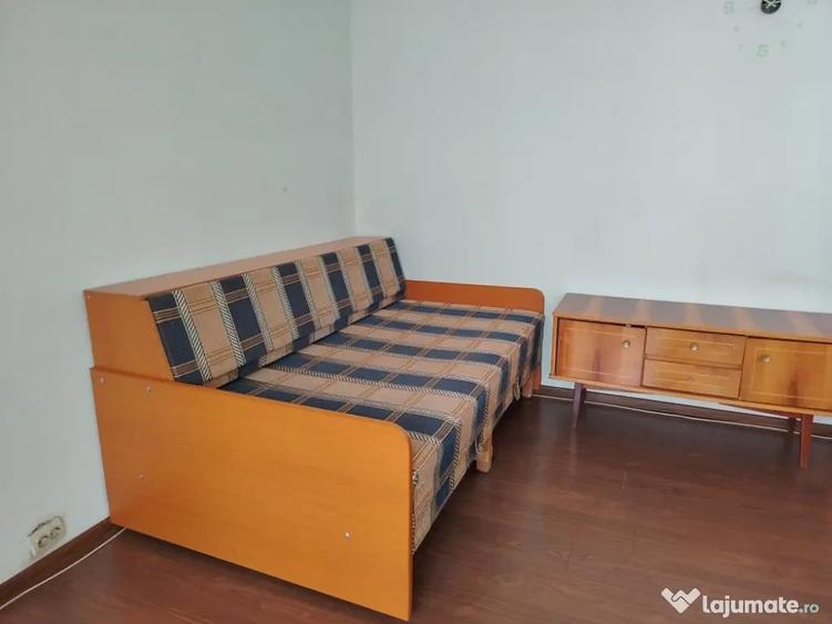 Apartament cu 2 camere semidecomandat în Nord