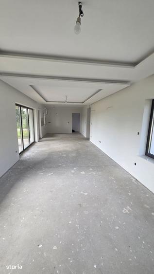 Casă cu 3 camere cu Teren 700 Mp în Viile Satu Mare
