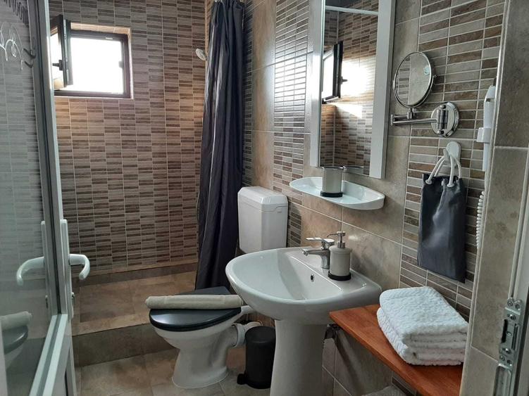 Casă cu 4 camere în Predeluț