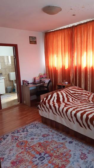 Casă cu Teren 550 Mp în Mogoșoaia