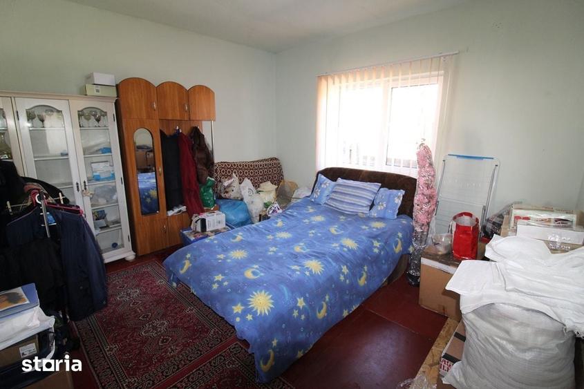 Casă cu 4 camere cu Teren 232 Mp în Central