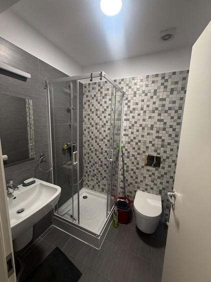 Apartament cu 3 camere decomandat, mobilat în Pipera
