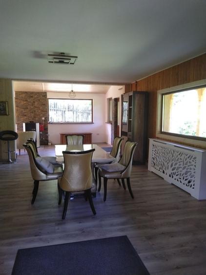 Casă cu 3 camere în Pârâu Mare