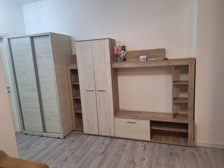 Inchiriez apartament 2 camere - 3
