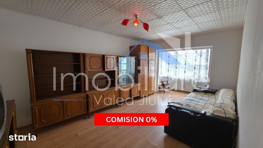 Apartament 3 camere, Vulcan, Str. Pinului, Etaj 2, 63 mp, 2 balcoane - 1