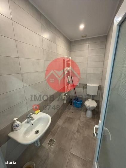 Spațiu comercial, de 50 mp, în Central