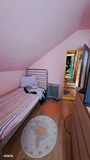 Casă cu 4 camere cu Teren 606 Mp în Bradu