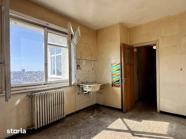 Apartament cu 3 camere decomandat în Central