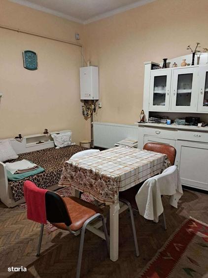 Casă cu 2 camere în Central