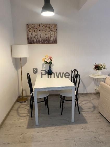 Apartament cu 2 camere decomandat, mobilat în Brâncoveanu