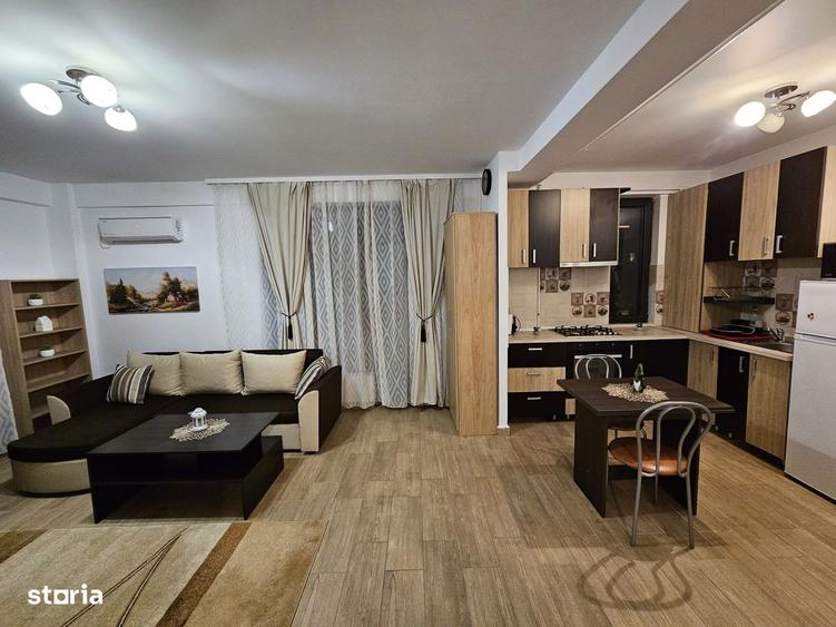 Inchiriere apartament 3 camere Cortina North - View Liber - 1