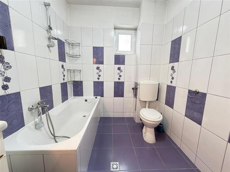 Apartament 2 camere decomandat etaj intermediar zona Turnisor - 8