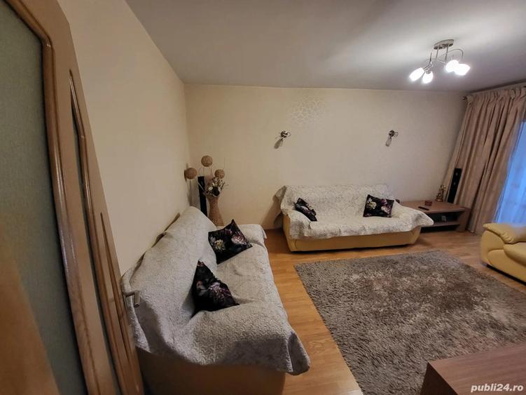 Persoana fizica vand apartament cu 3 camere ,etaj 3 4, decomandat, zona foarte lini?tita - 2