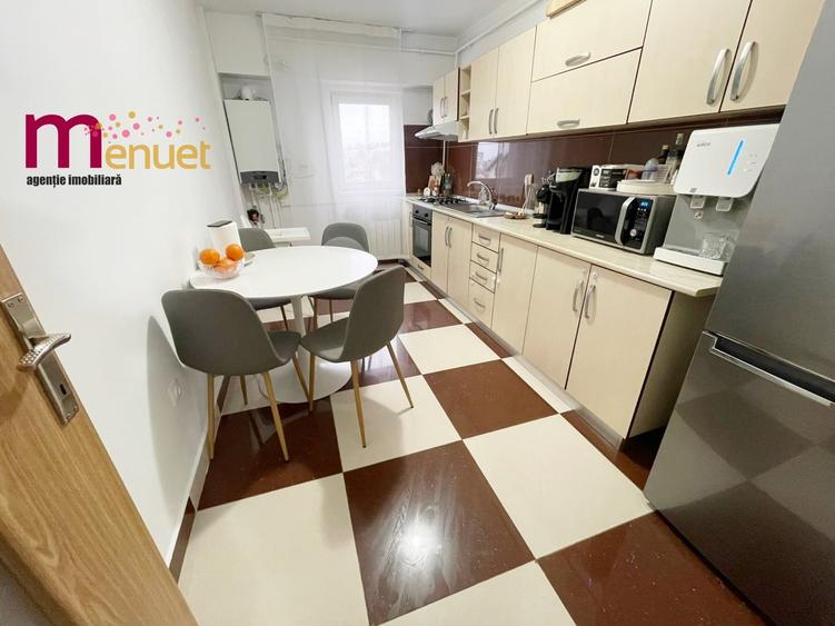 Apartament renovat 4 camere,str.Babadag - 5