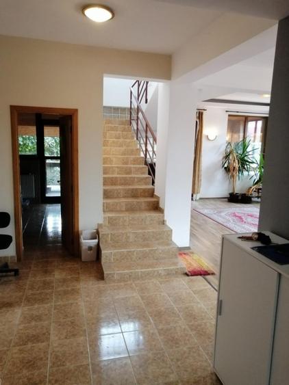 Vilă PREMIUM cu 5 niveluri și curte spațioasă – Sector 5, București - 4