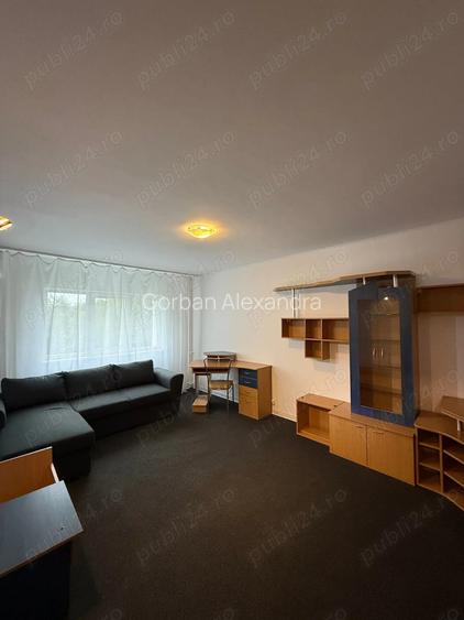 Inchiriez apartament 2 camere, et.3, Micalaca