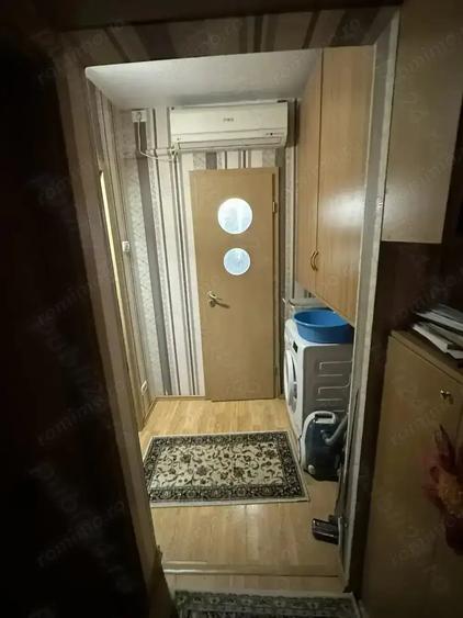 Apartament cu 4 camere decomandat în Titan
