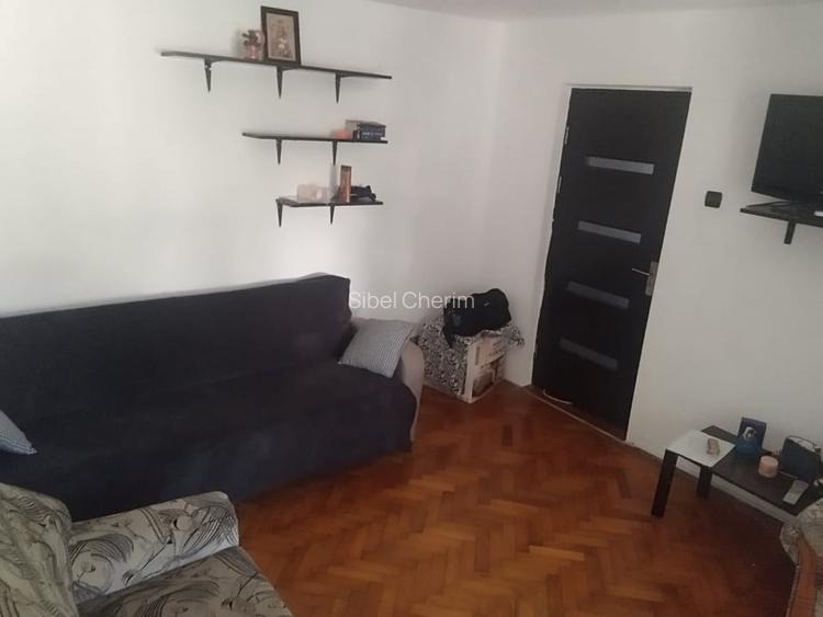 Zona Tomis Nord - Apartament 2 camere semidecomandat