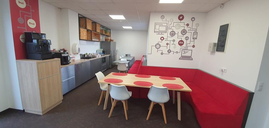 Spatiu modern de birouri, mobilat, terasa panoramica, Marasti - 12