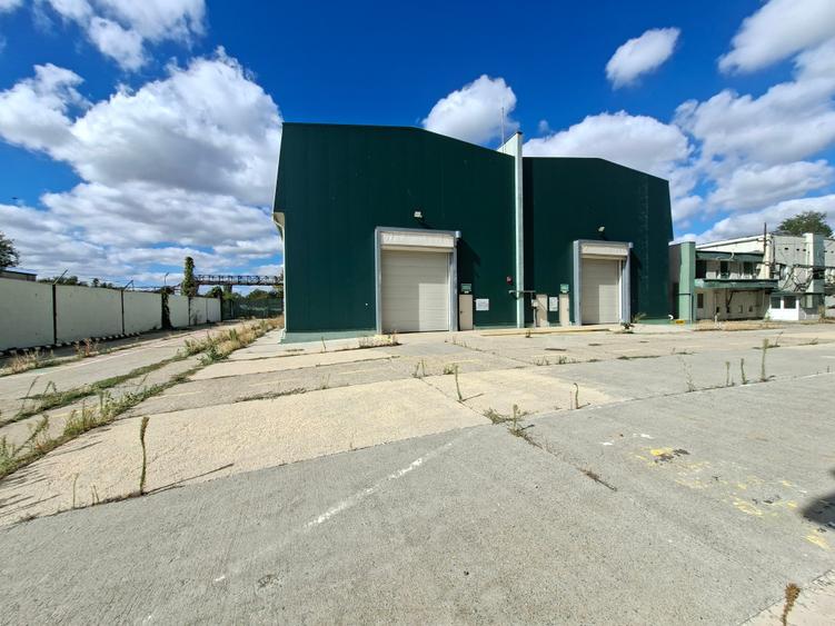 Centrul  3 G Logistics  5000mp - 8