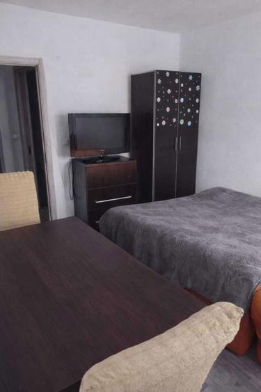 Inchiriez garsoniera - 4