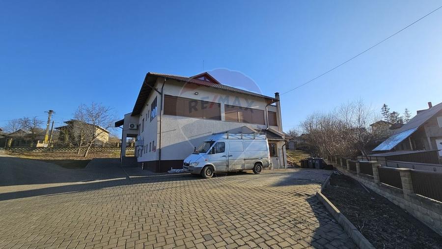 Complex comercial-cofetărie, patiserie pitzerie- Udești, Suceava - 3