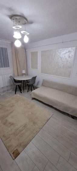 garsoniera et 2 renovata - 8