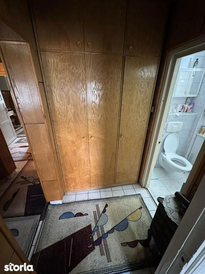 Apartament 4 camere decomandate , etaj 1 , Carpati 2 - 4
