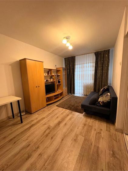 Garsoniera Piata Gorjului - 1