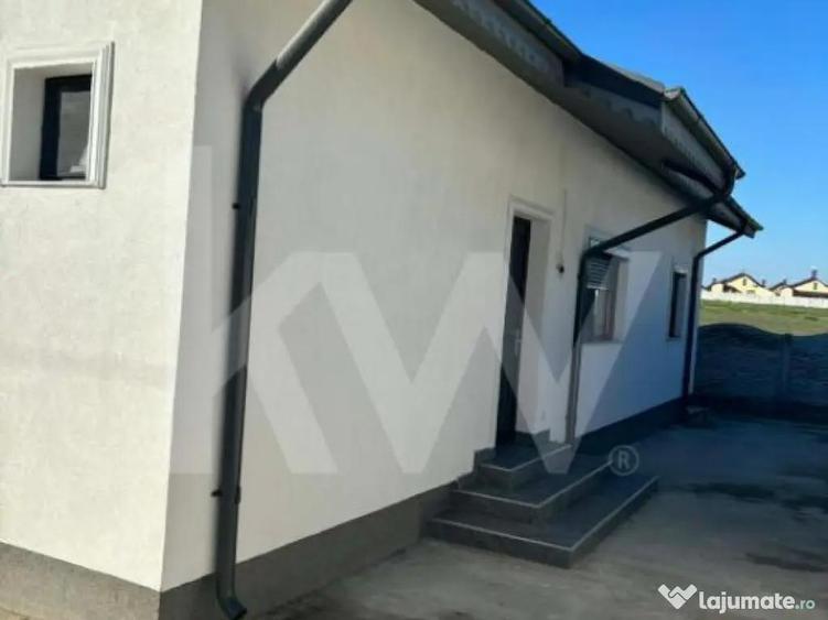 Casa practica ?i bine compartimentata, ideala pentru f - 6